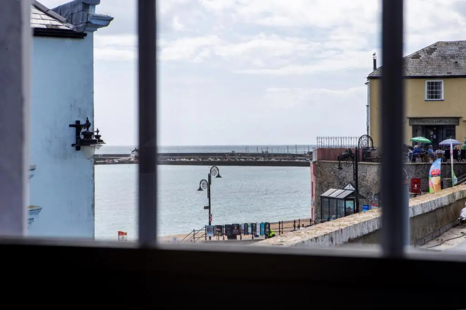 Beach View Luxury Apartment