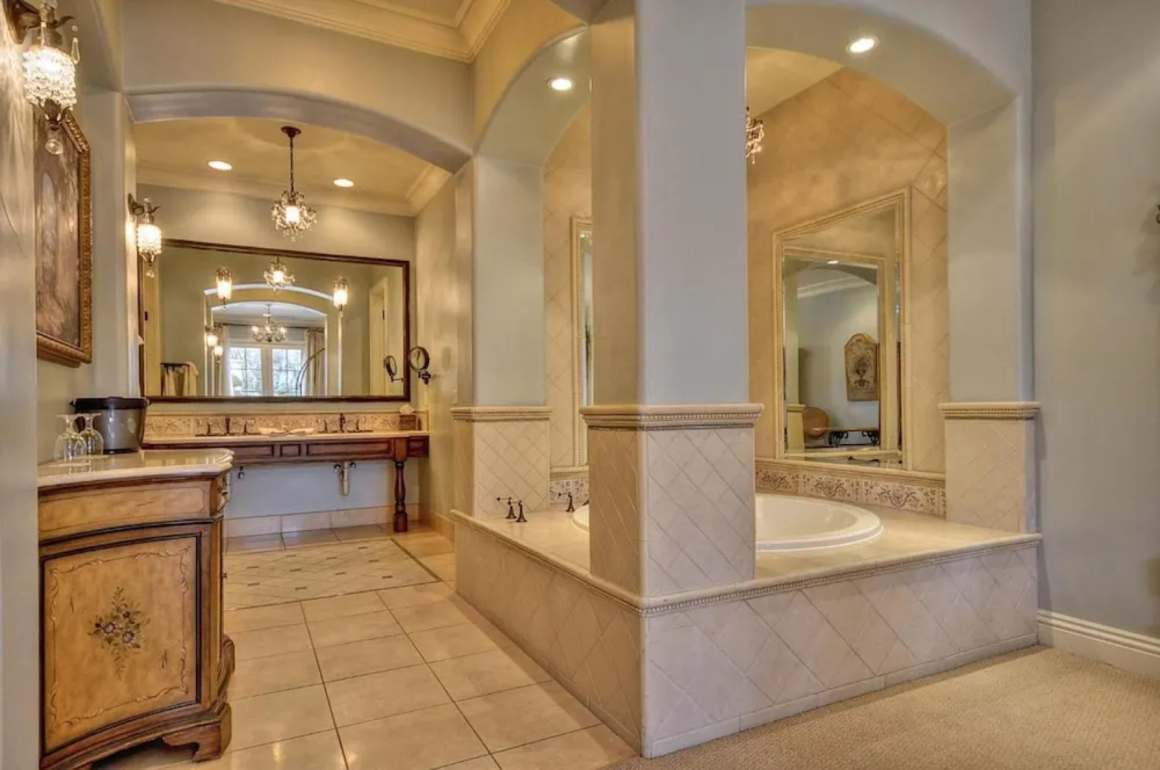Villa Arden Hills