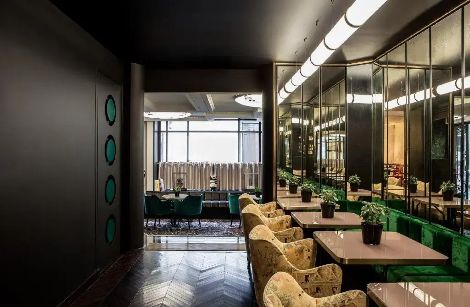 Hôtel du Rond-Point des Champs-Élysées