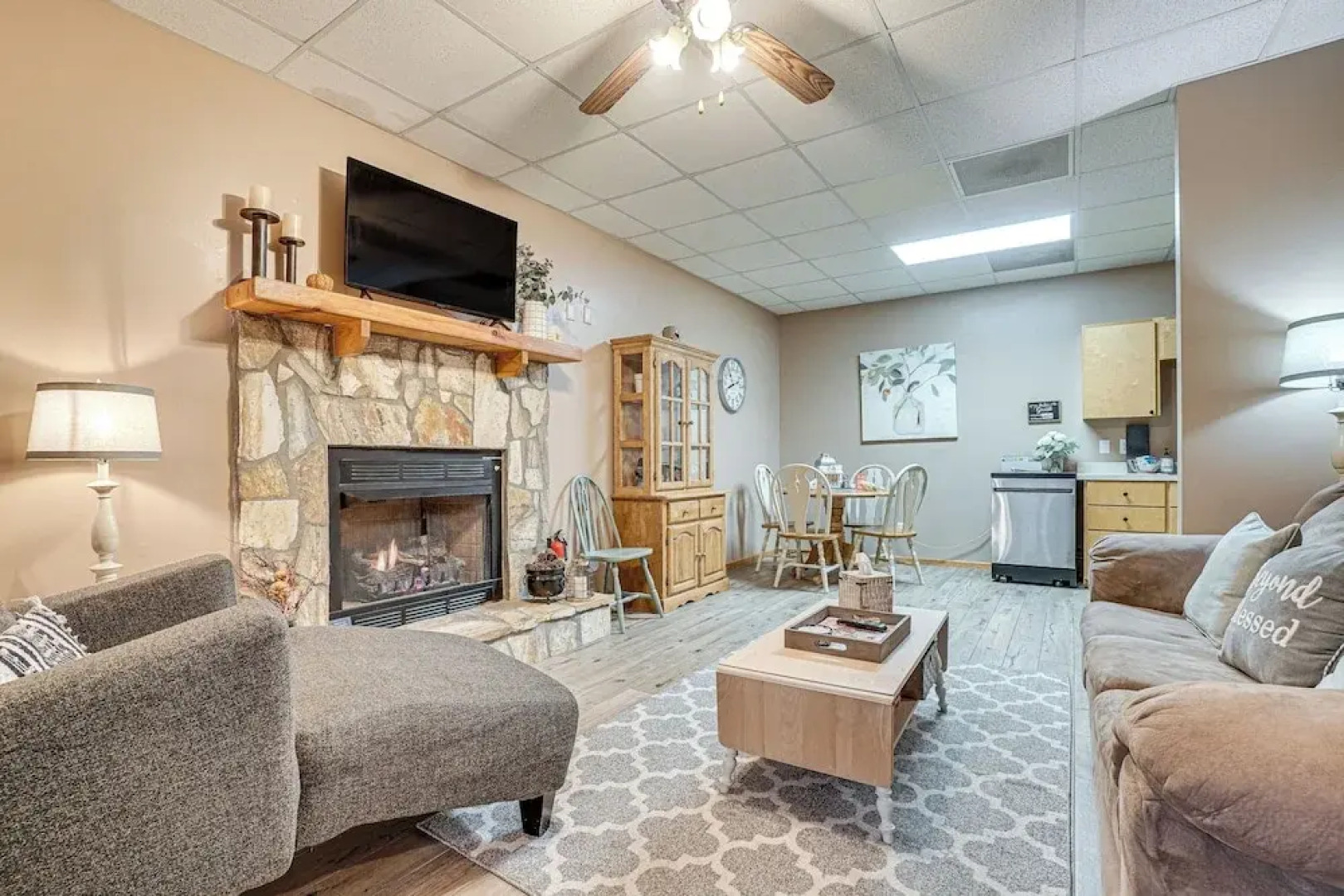 Spacious Home in Helen w/ Porch & Balcony!