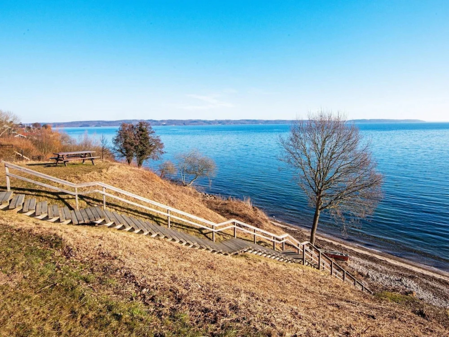 Modern Retreat by Water - By Traum Ferienwohnungen