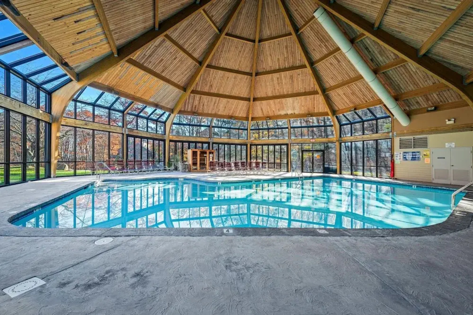 Slopeside Escape by Avantstay Walk to Ski Lifts Arcade Games Shuffleboard