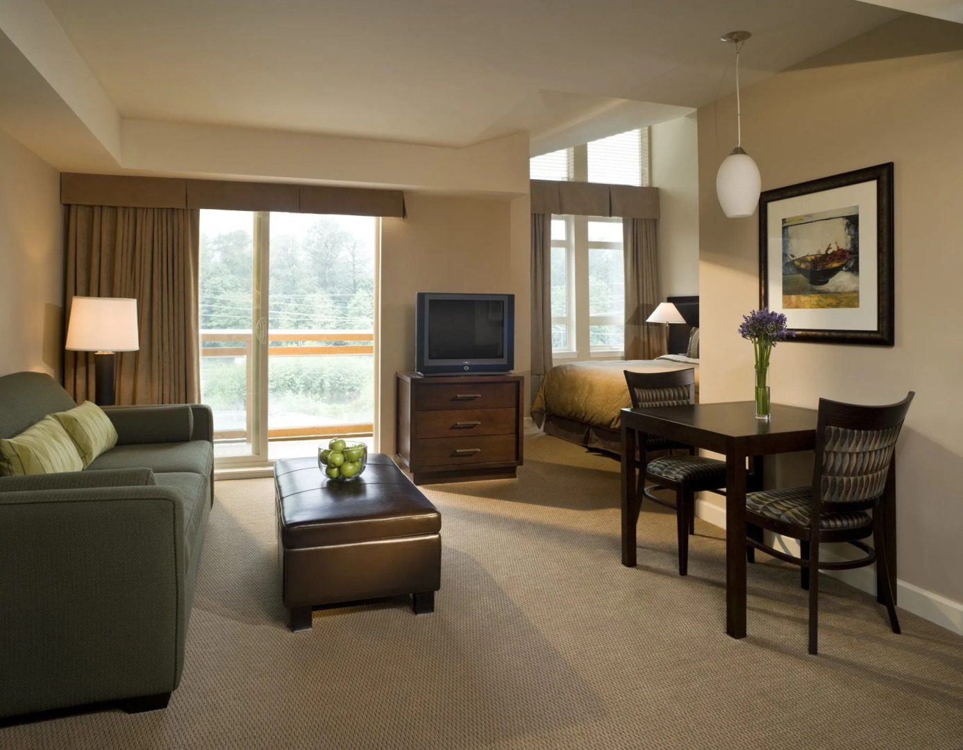 Executive Suites Hotel & Resort, Squamish