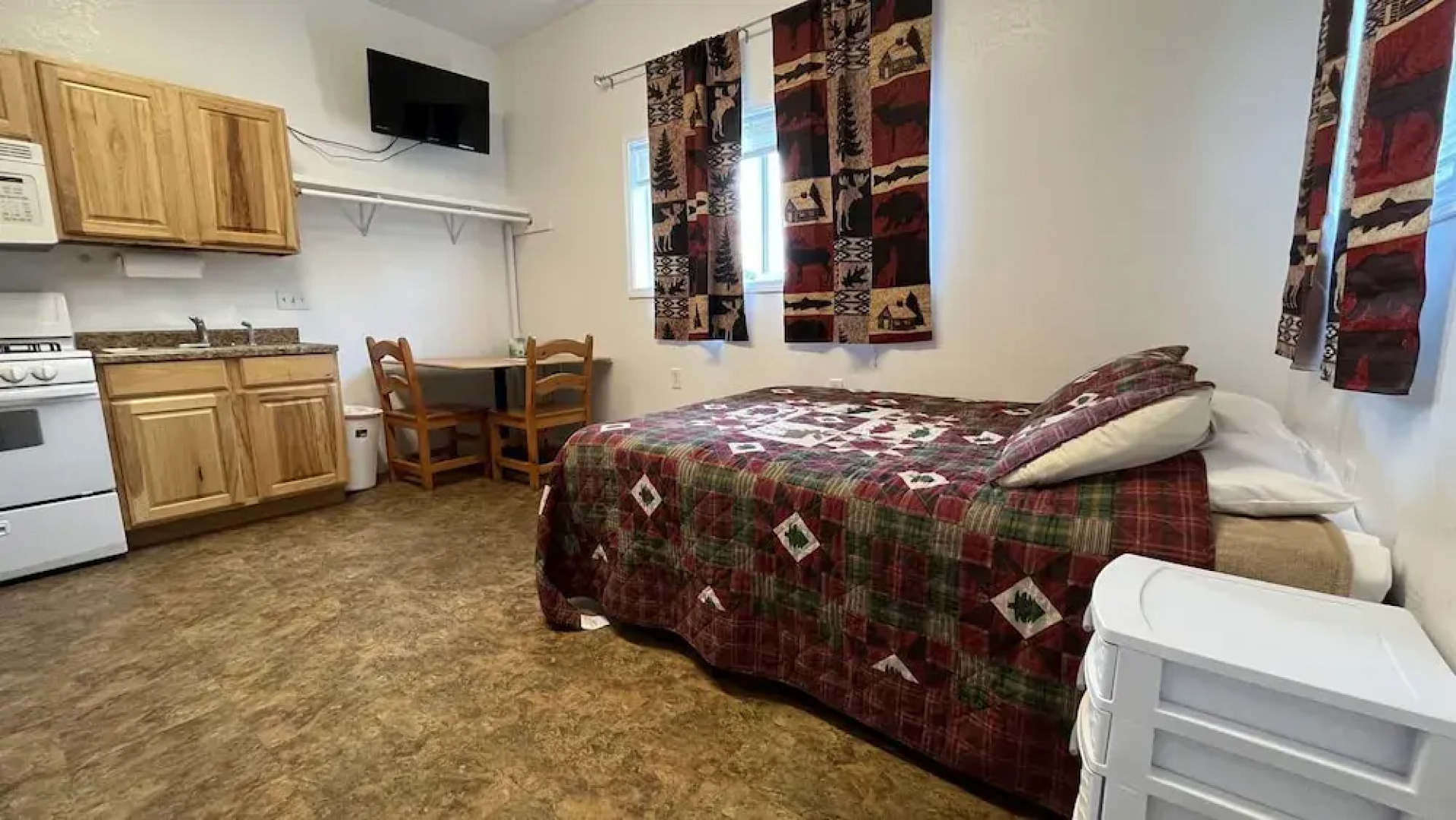 Denali Rainbow Village RV Park and Motel