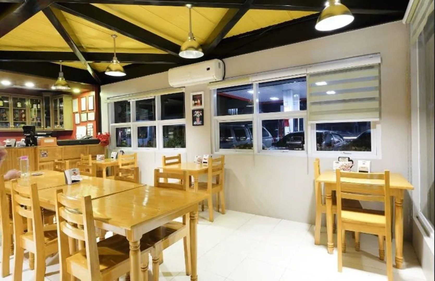 JAPI Traveller's Hotel & Restaurant - Main