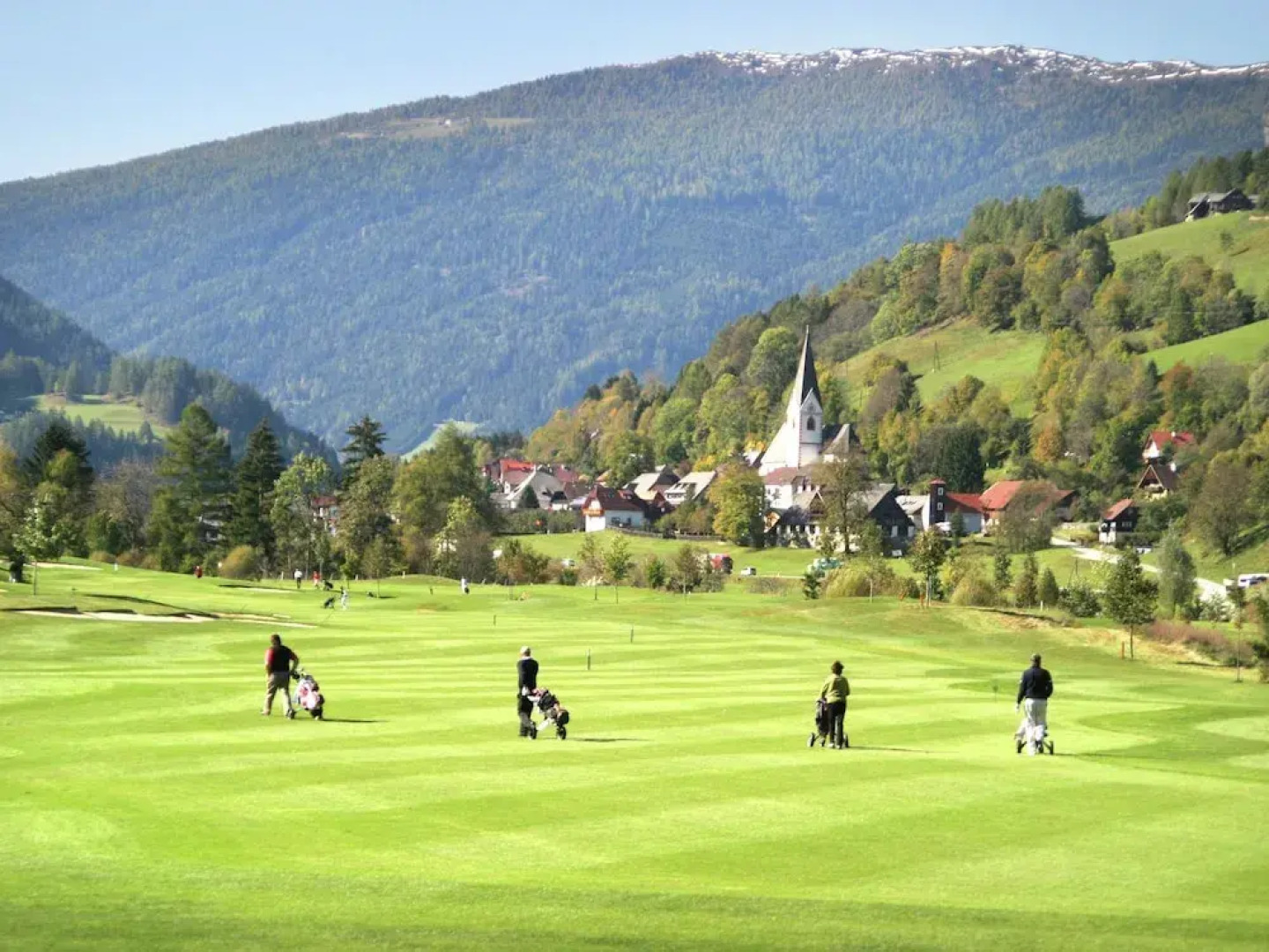 Fancy Chalet In Sankt With Sauna Jacuzzi And Ski Storage