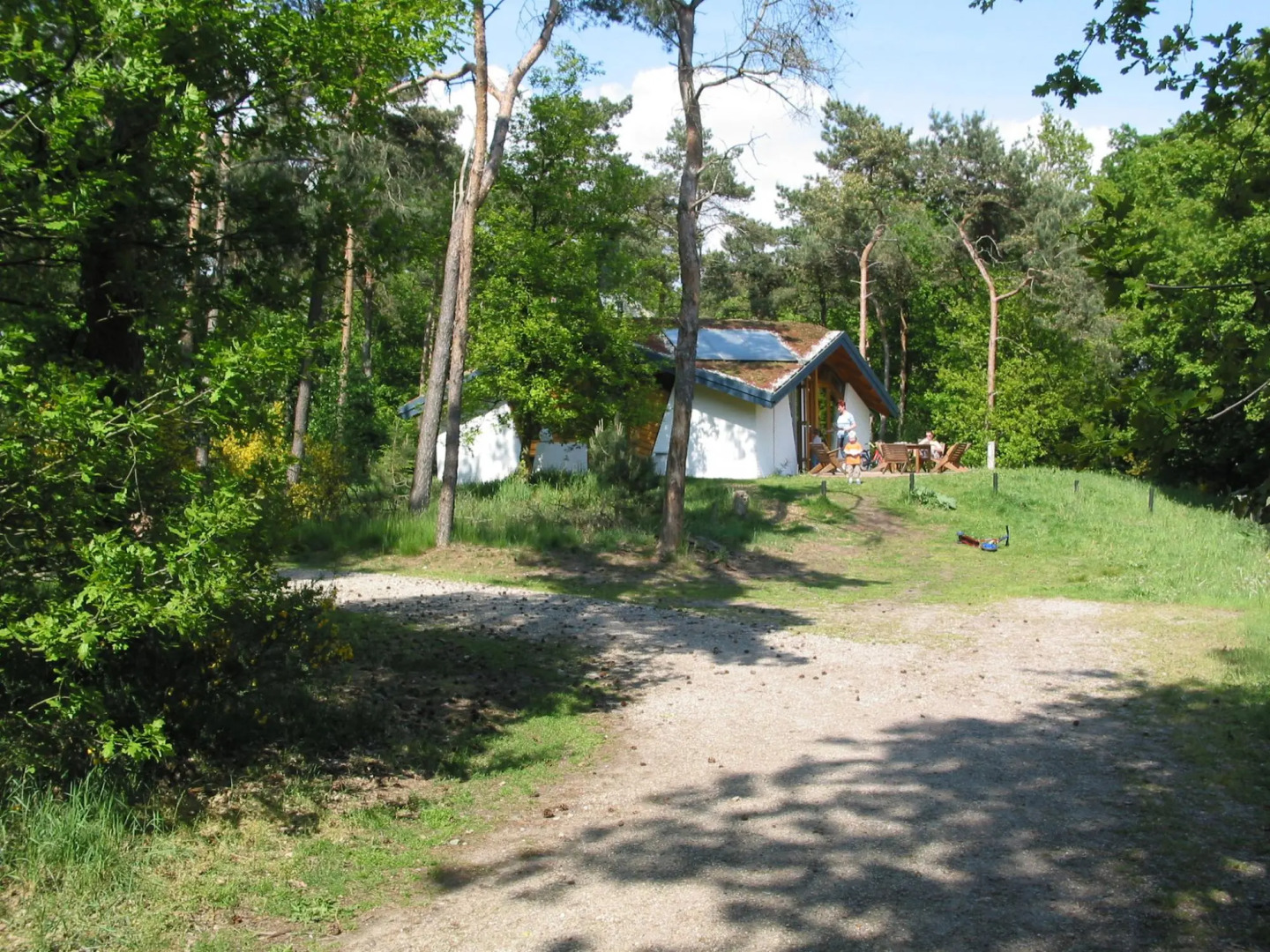 Eco Holiday Home With Wood Stove, in a Holiday Park in the Middle of Nature