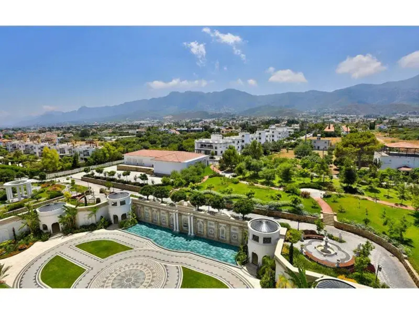 The Diamond Hidden Suites