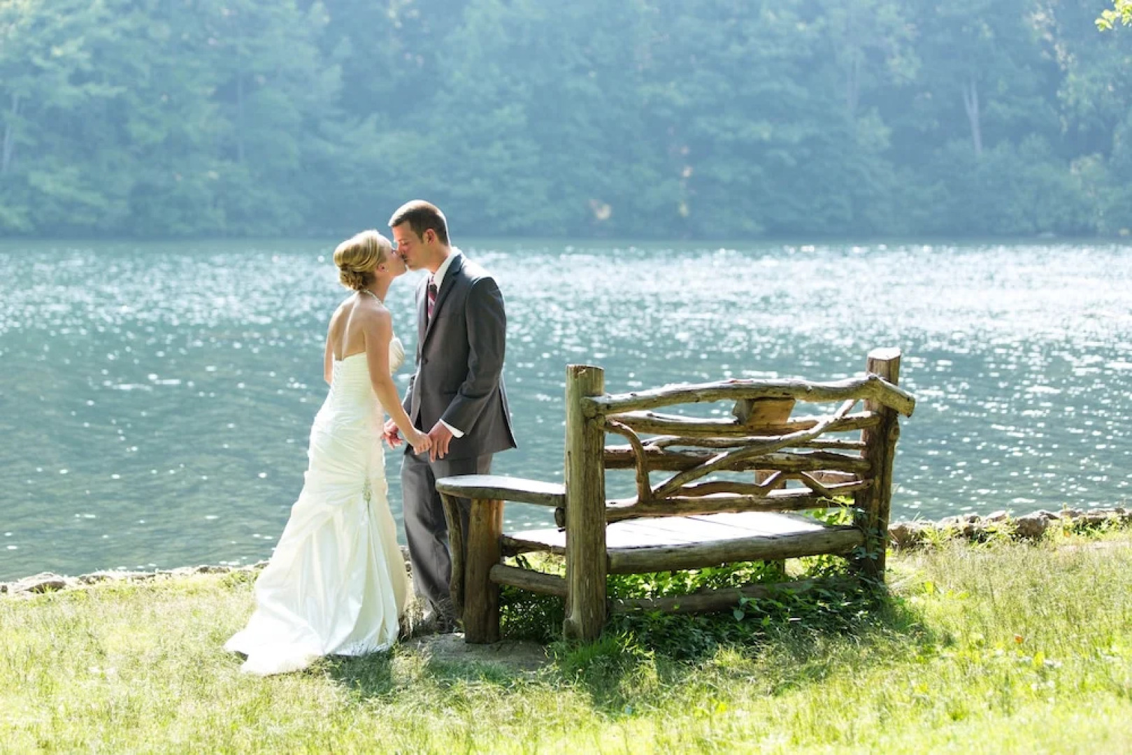 Bear Mountain Inn and Overlook Lodge
