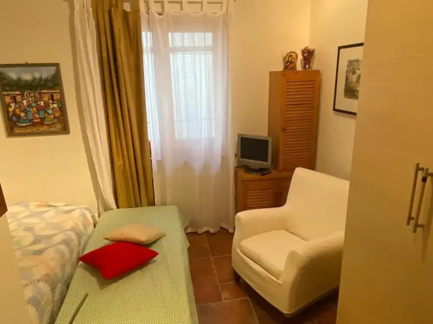 Chalet Dania With Garden Pool and Lake View