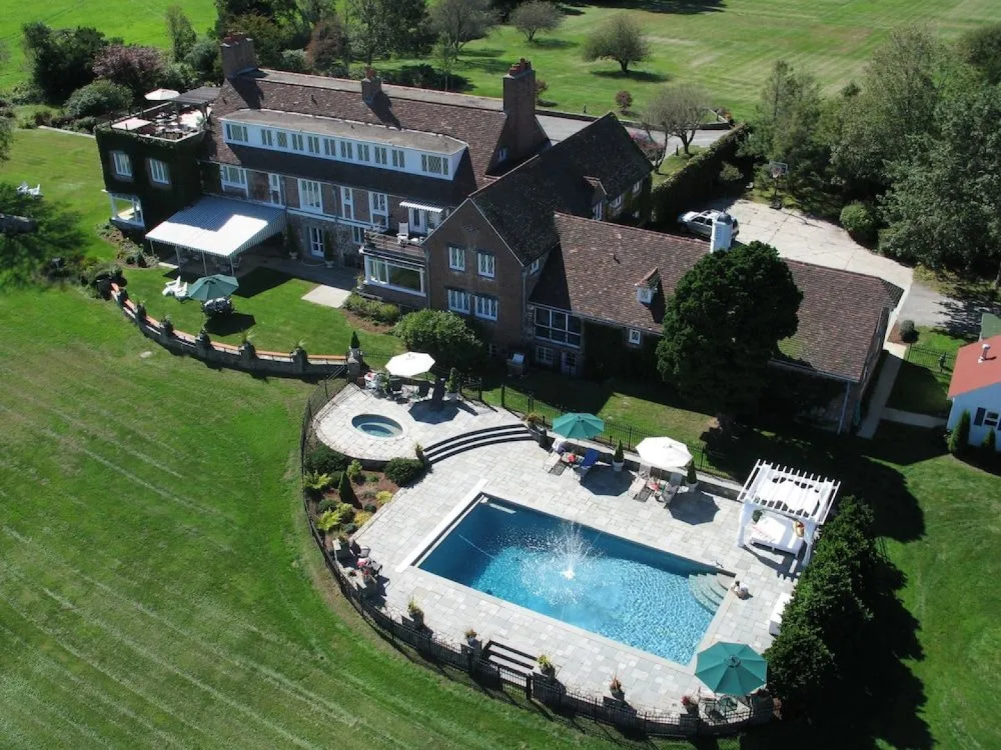 Point Pleasant Inn & Resort