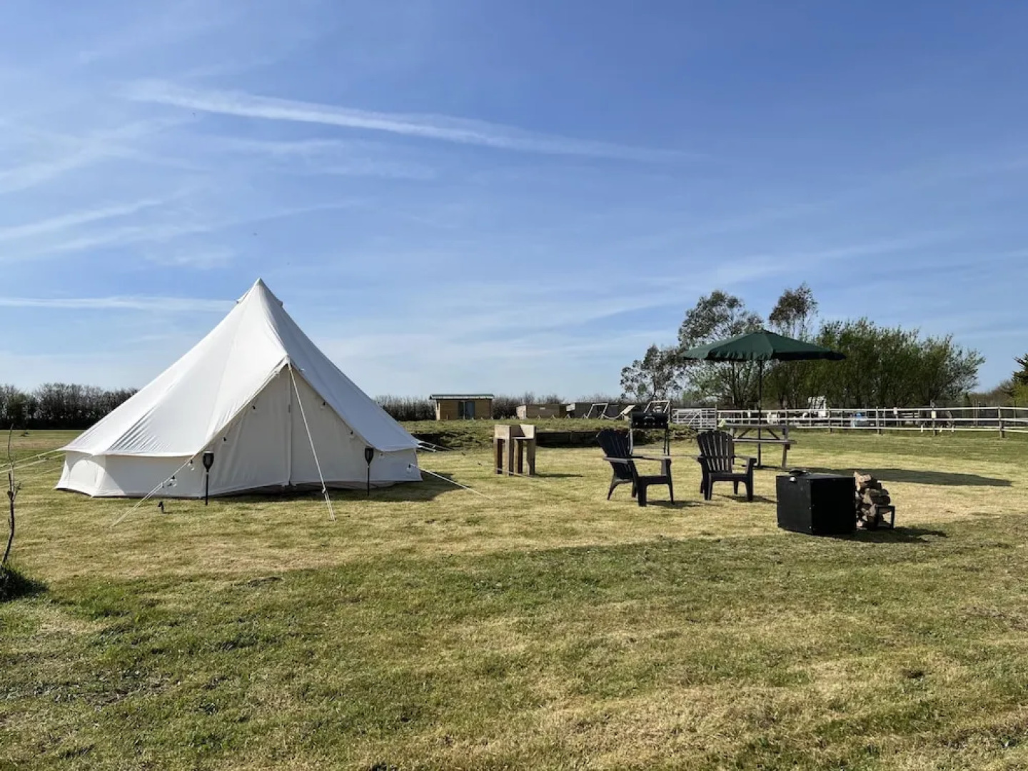 Crooked Oaks Bell Tent Glamping in North Devon