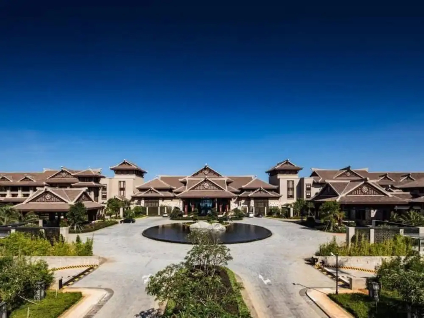 Hainan Qizi Bay New Century Resort