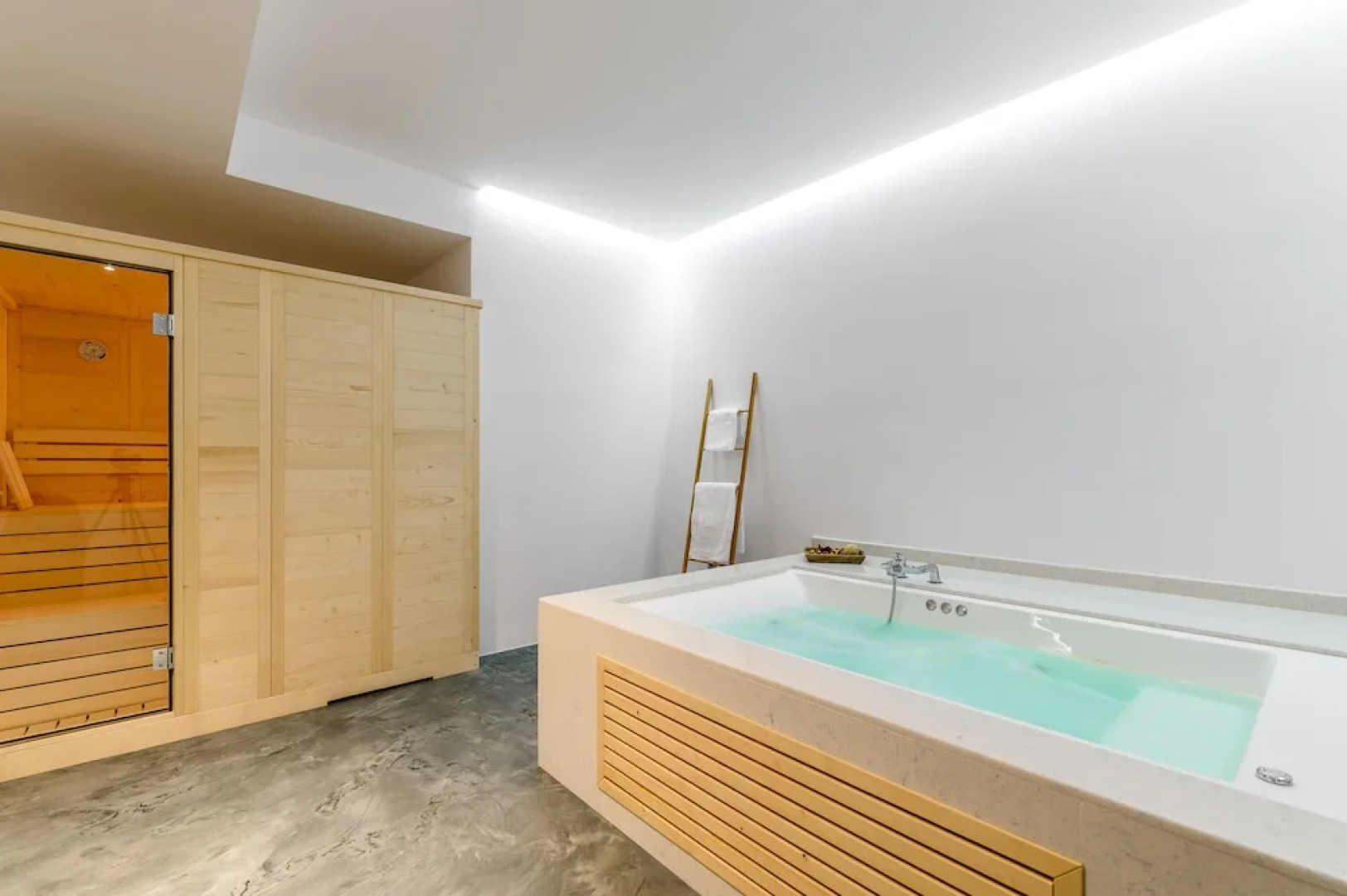 Blue Harmony Luxury Villas