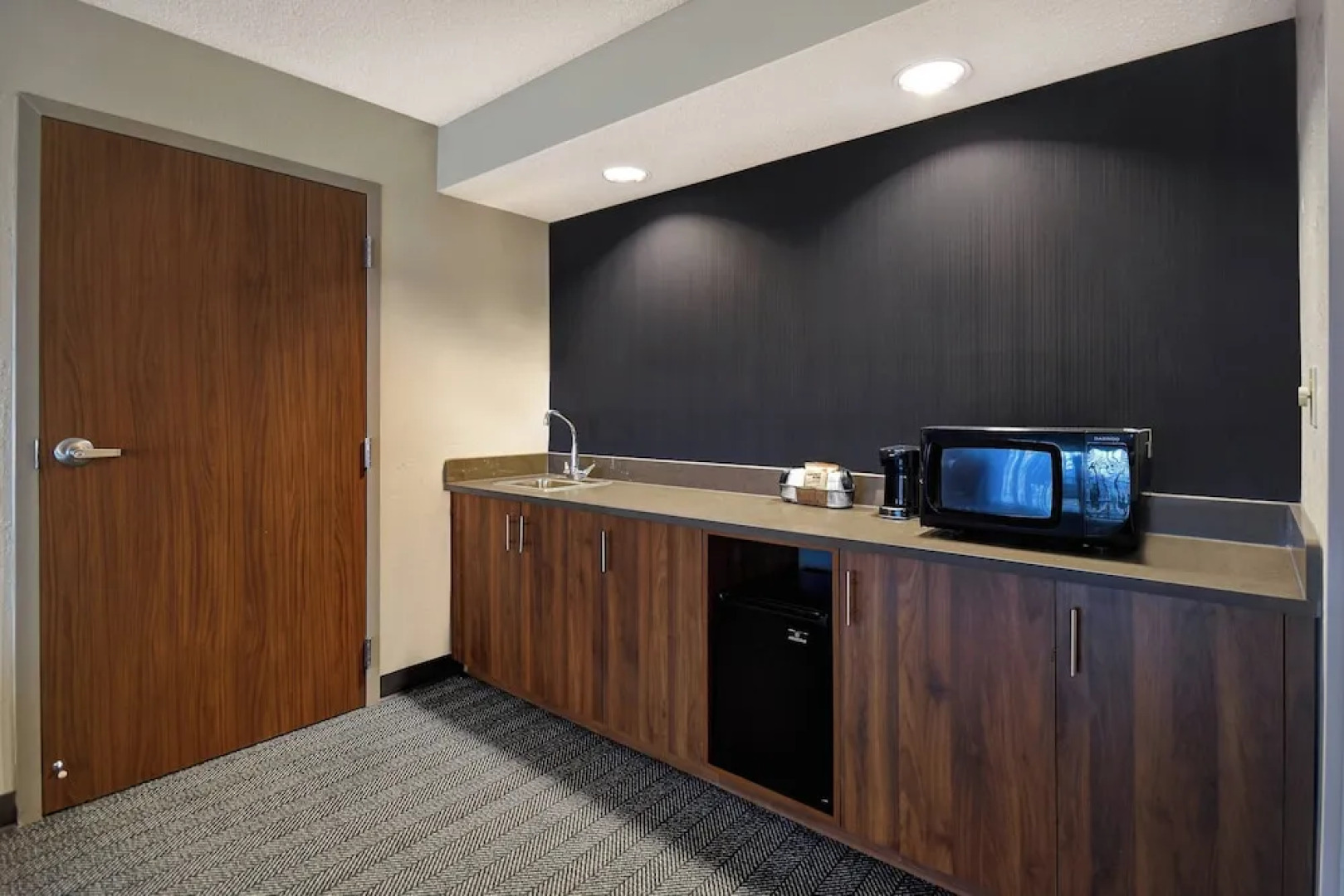 Courtyard by Marriott Cincinnati Airport