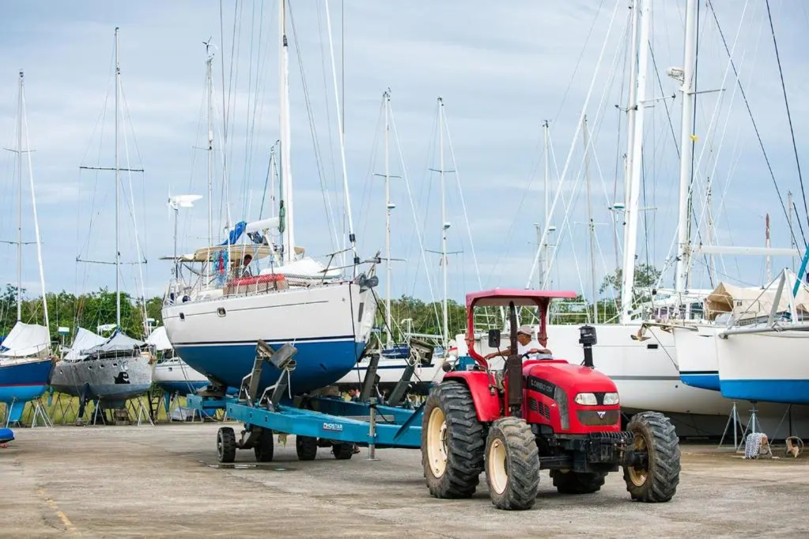 Nana Juana Hotel & Marina