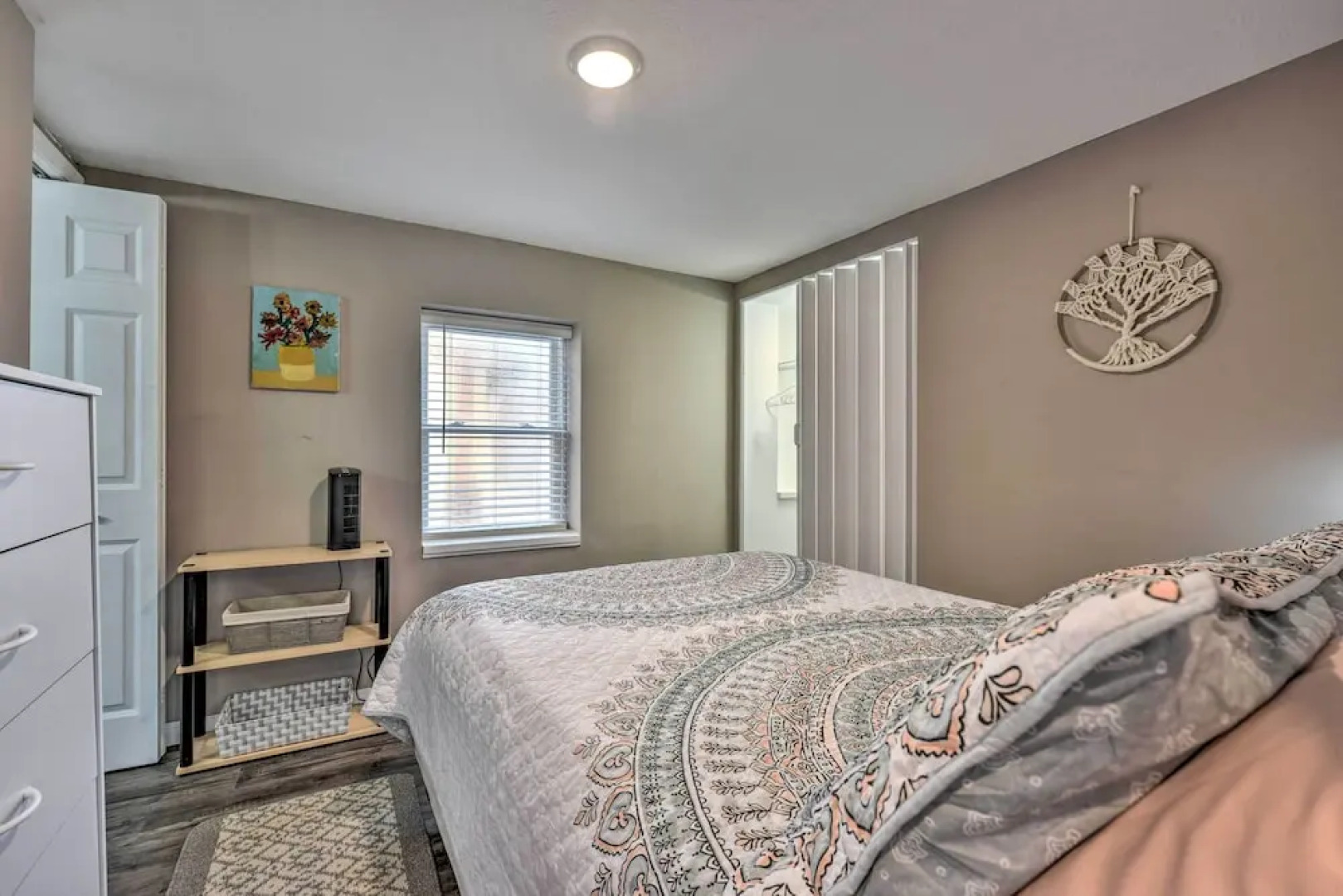 Lakeland Cottage - 1/2 Mile to St Croix River