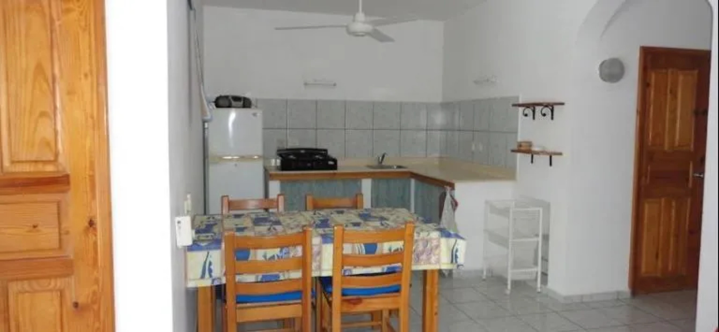 El Flamboyan Apartments