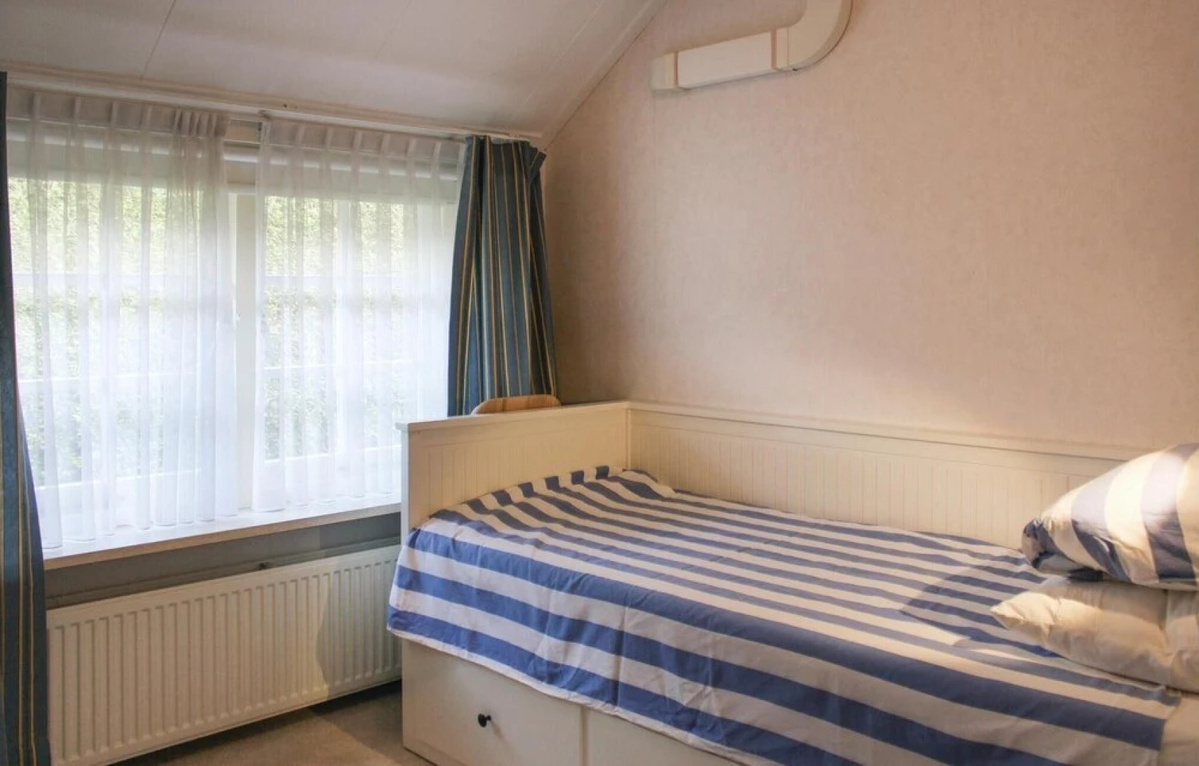 Nice Home in Ermelo With 2 Bedrooms and Wifi