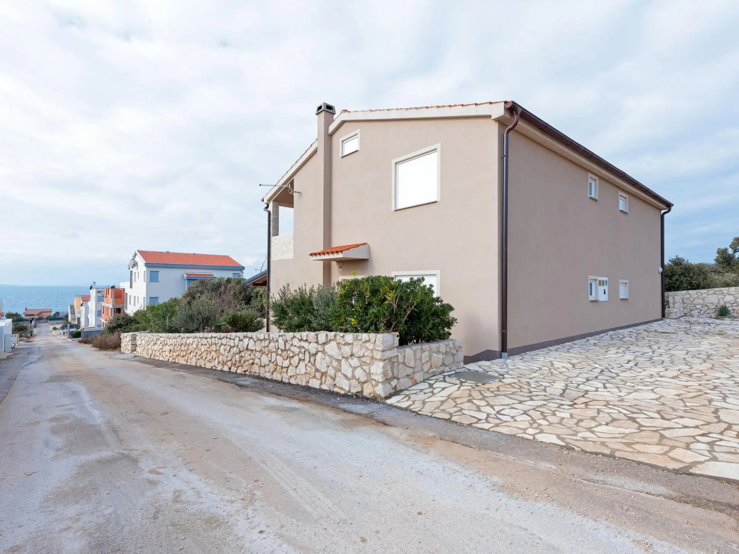 Modern Holiday Home in Mandre with Barbeque