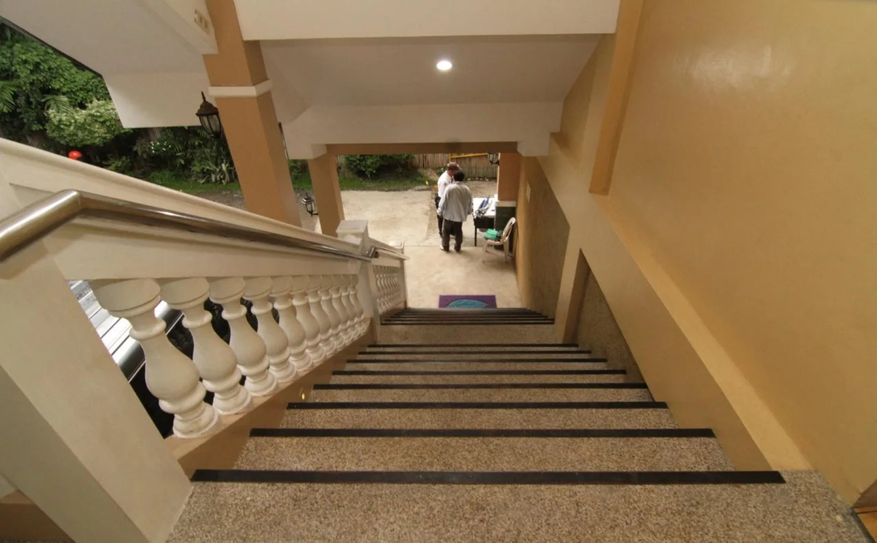 Bahay Ni Tuding Inn & Bistro