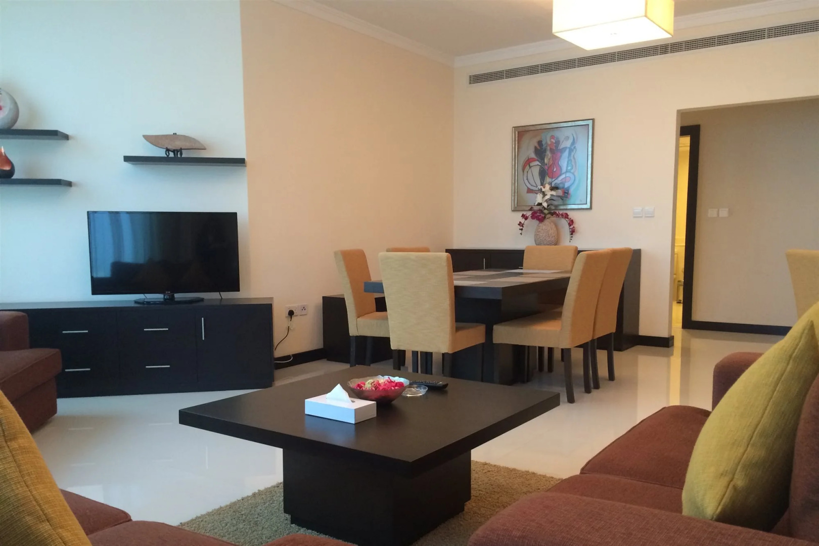 Tulip hotel And Suites