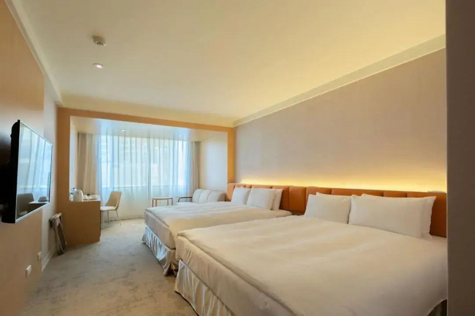 Tainan California Villa