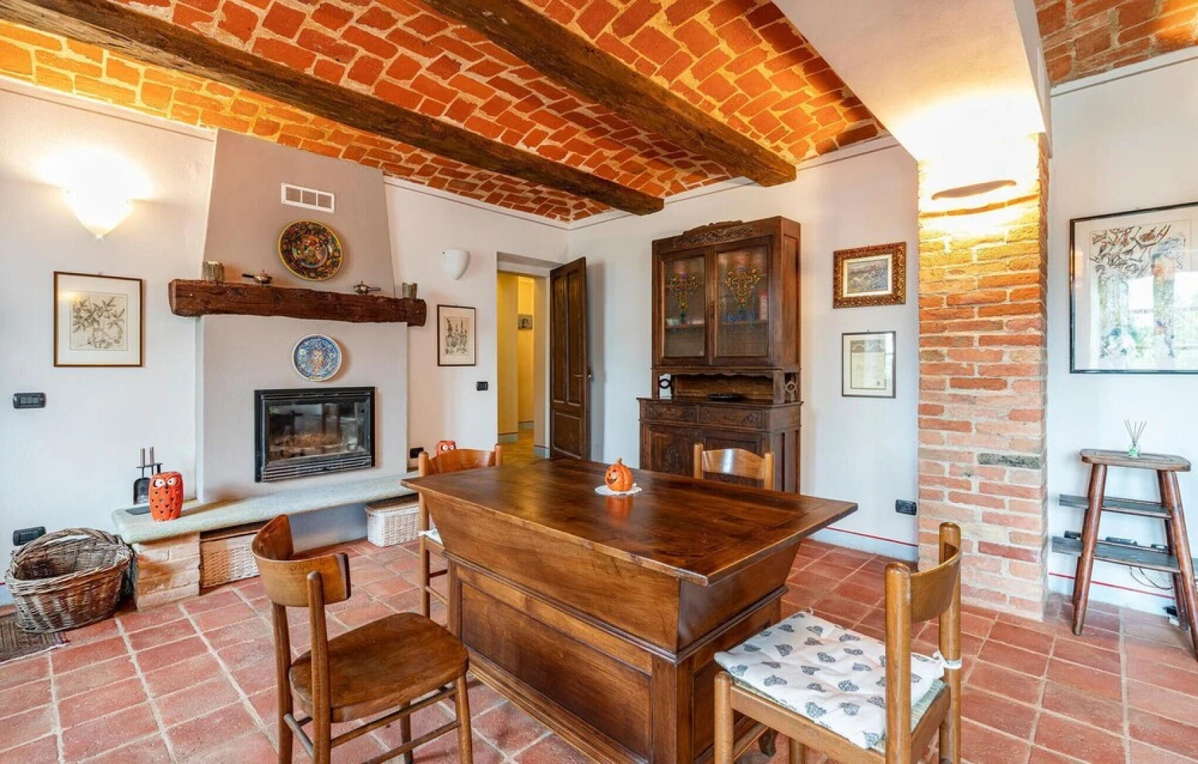 Amazing Home in Belveglio With 4 Bedrooms and Wifi