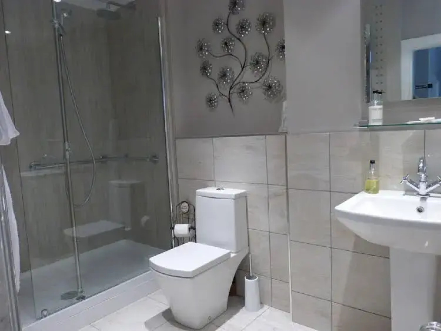 Tudor House Bed & Breakfast