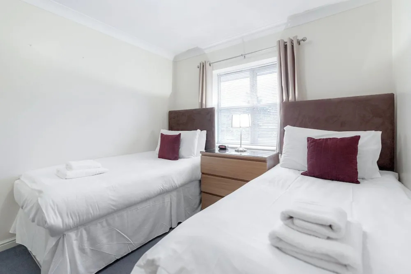 Roomspace Apartments -Sabin Gates