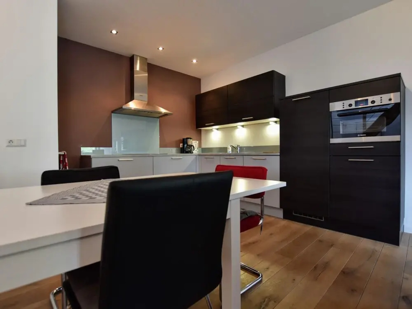 Modern Apartment Near Town Center in Klimmen