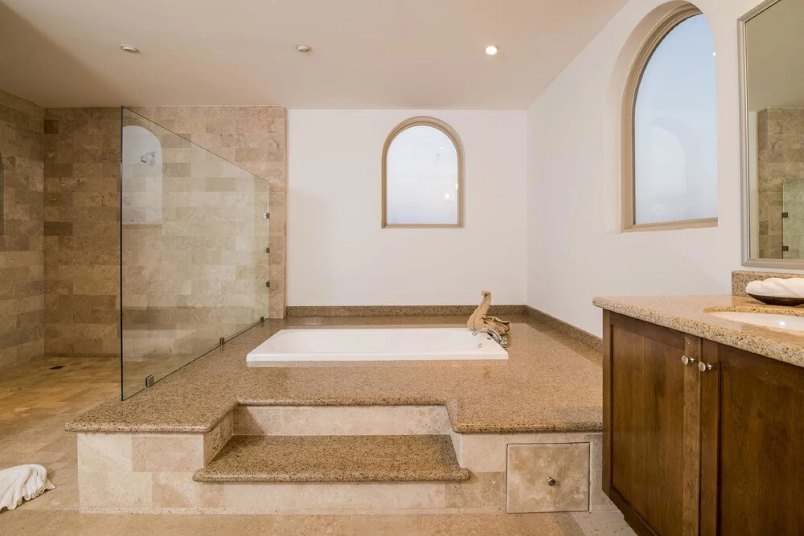 Paraiso Del Mar Resort D601 3 Bed by Casago