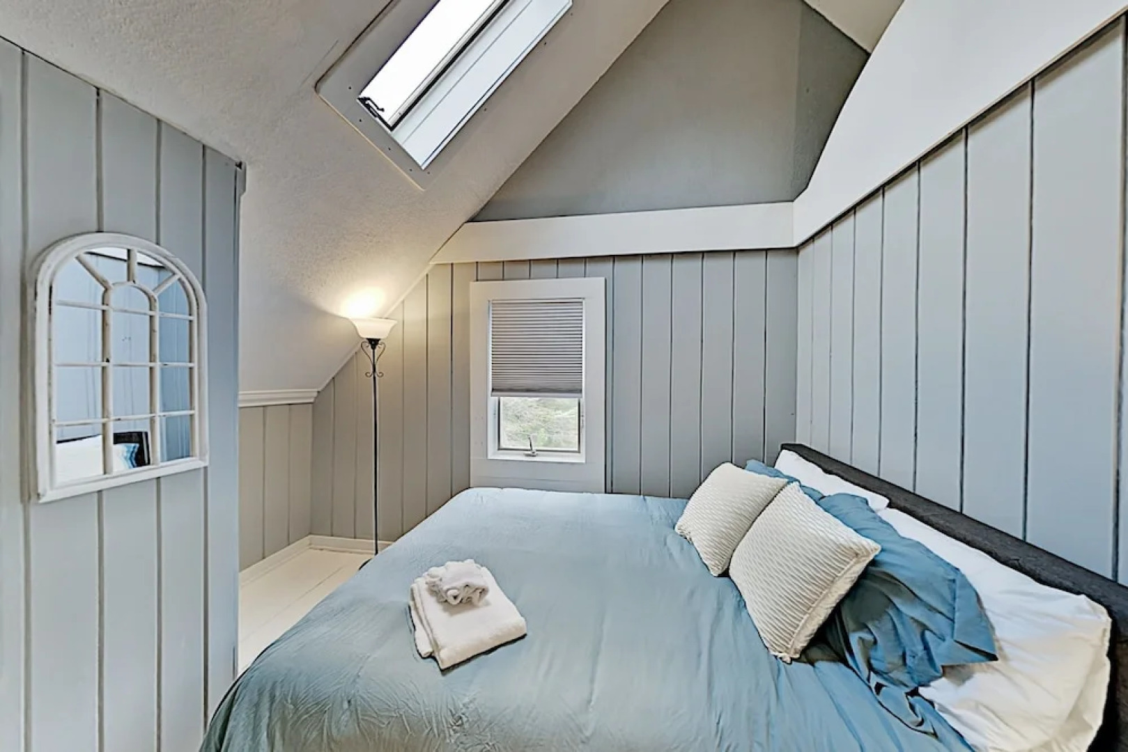 New Listing! Spacious Country W/ Water Views 4 Bedroom Home