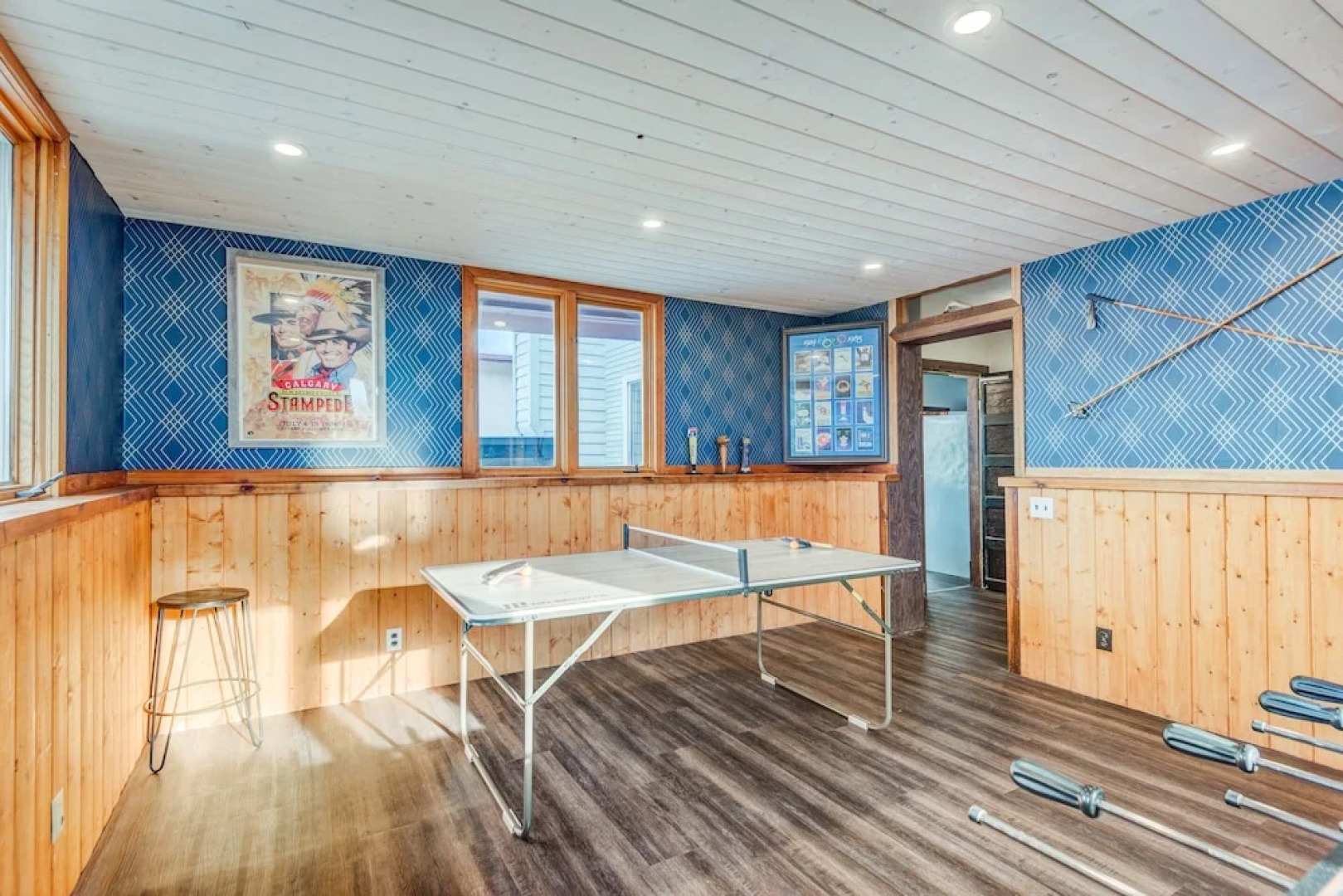 Rocky Mountain House - Sleeps 23