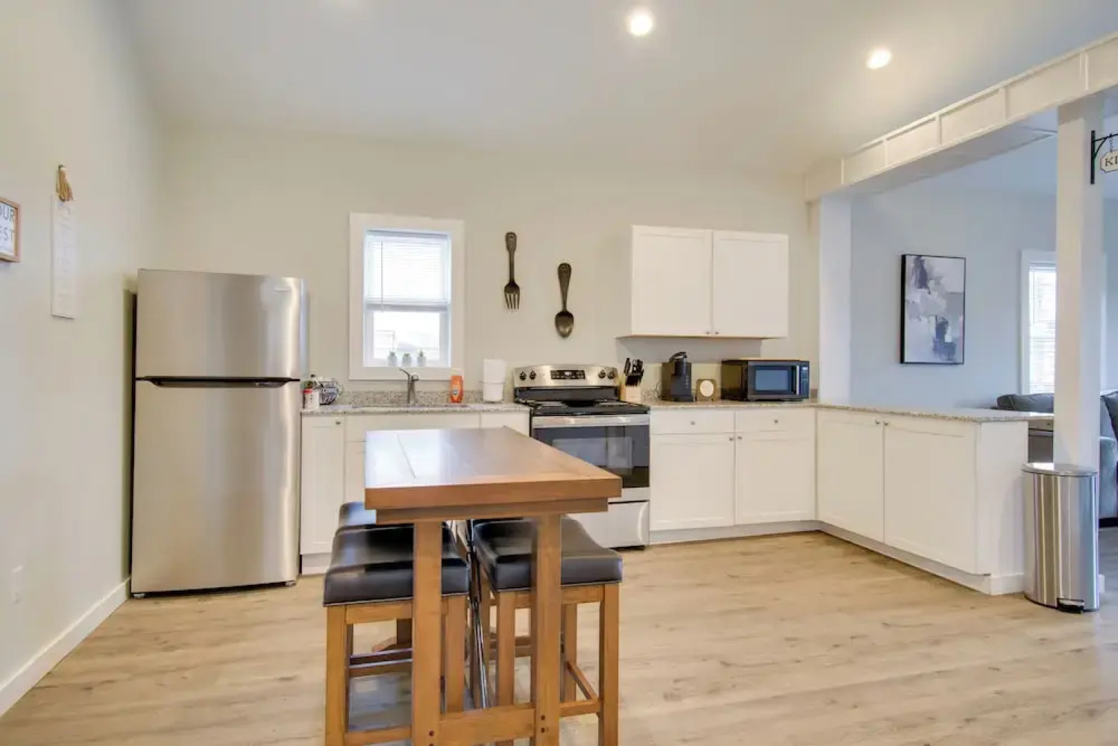 < 1 Mi to Lake Ontario: Oswego Group Retreat