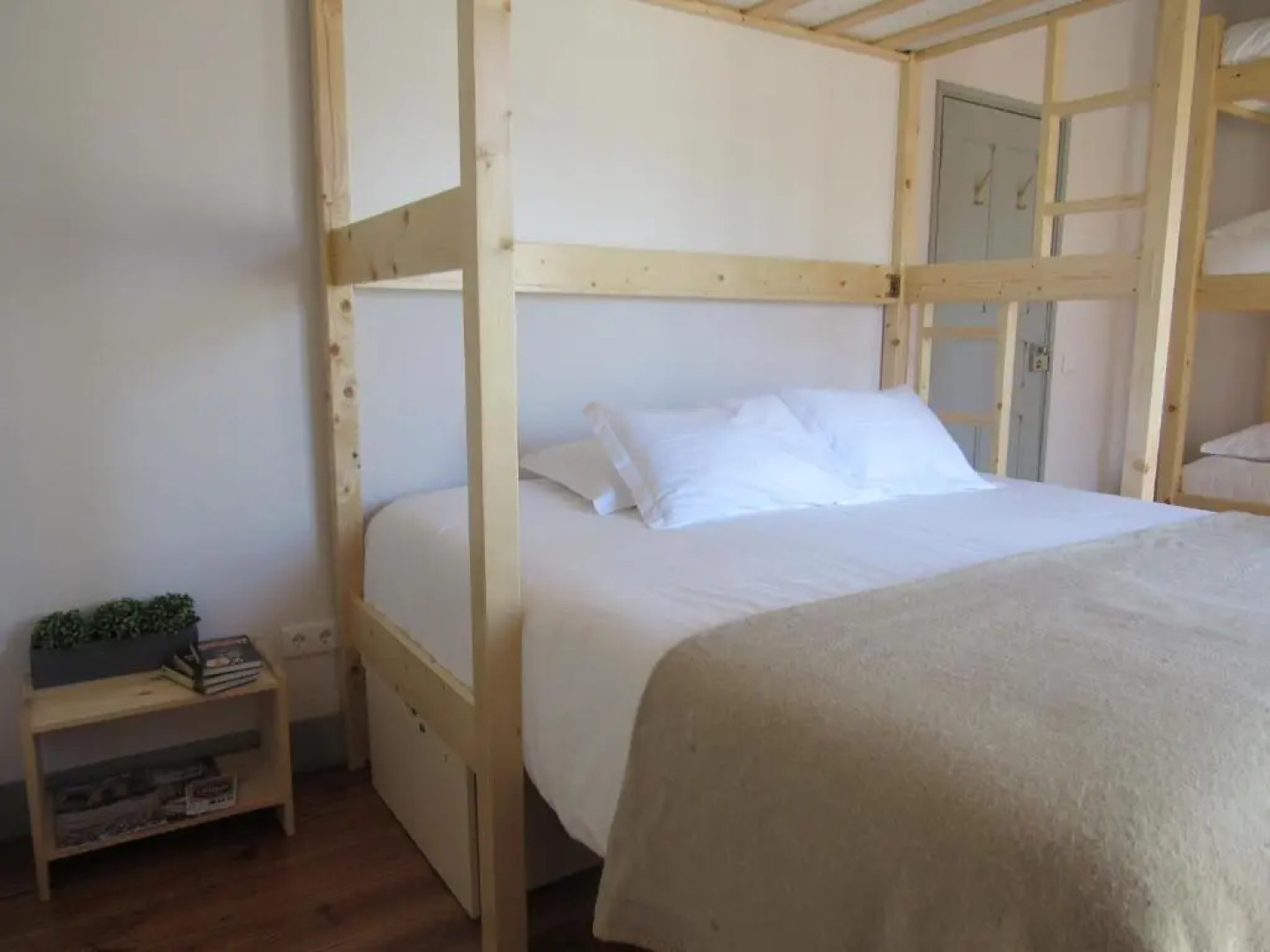 Most Art Boutique Hostel