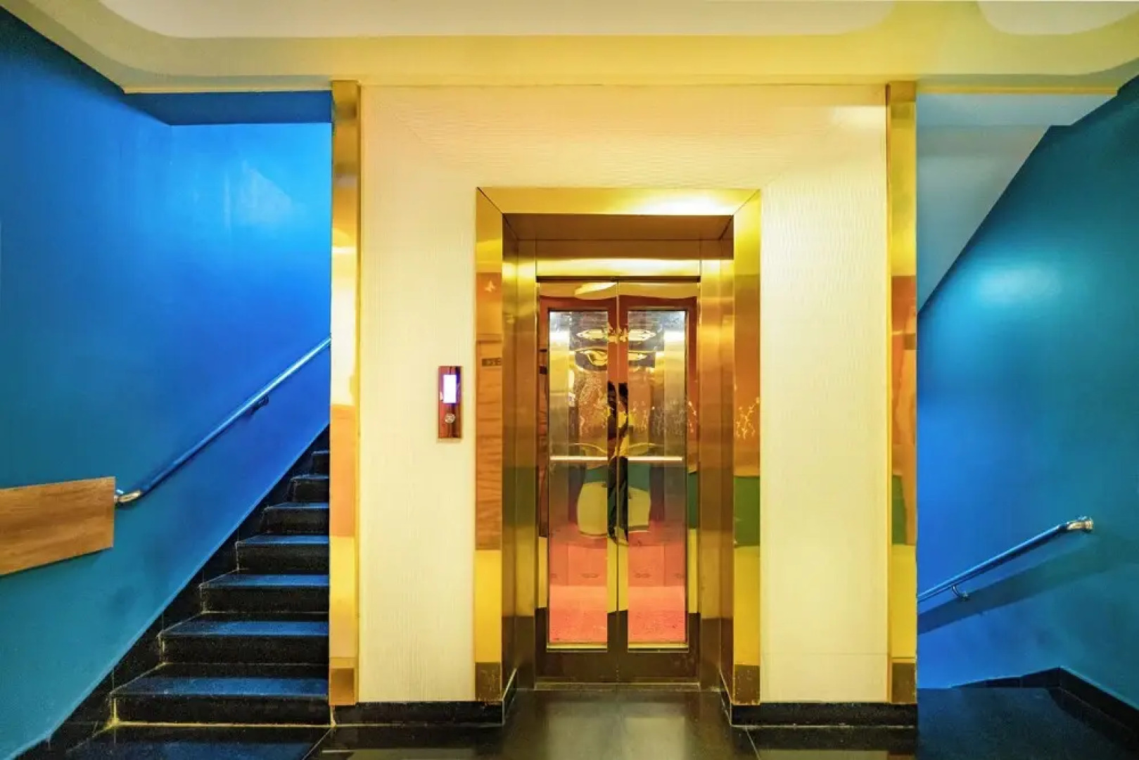 Hotel SDM Golden Tower