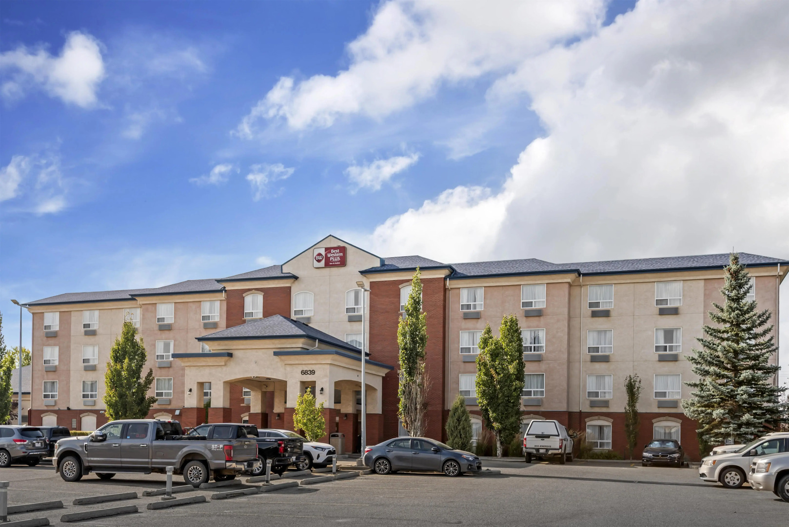 Best Western Plus Red Deer Inn & Suites
