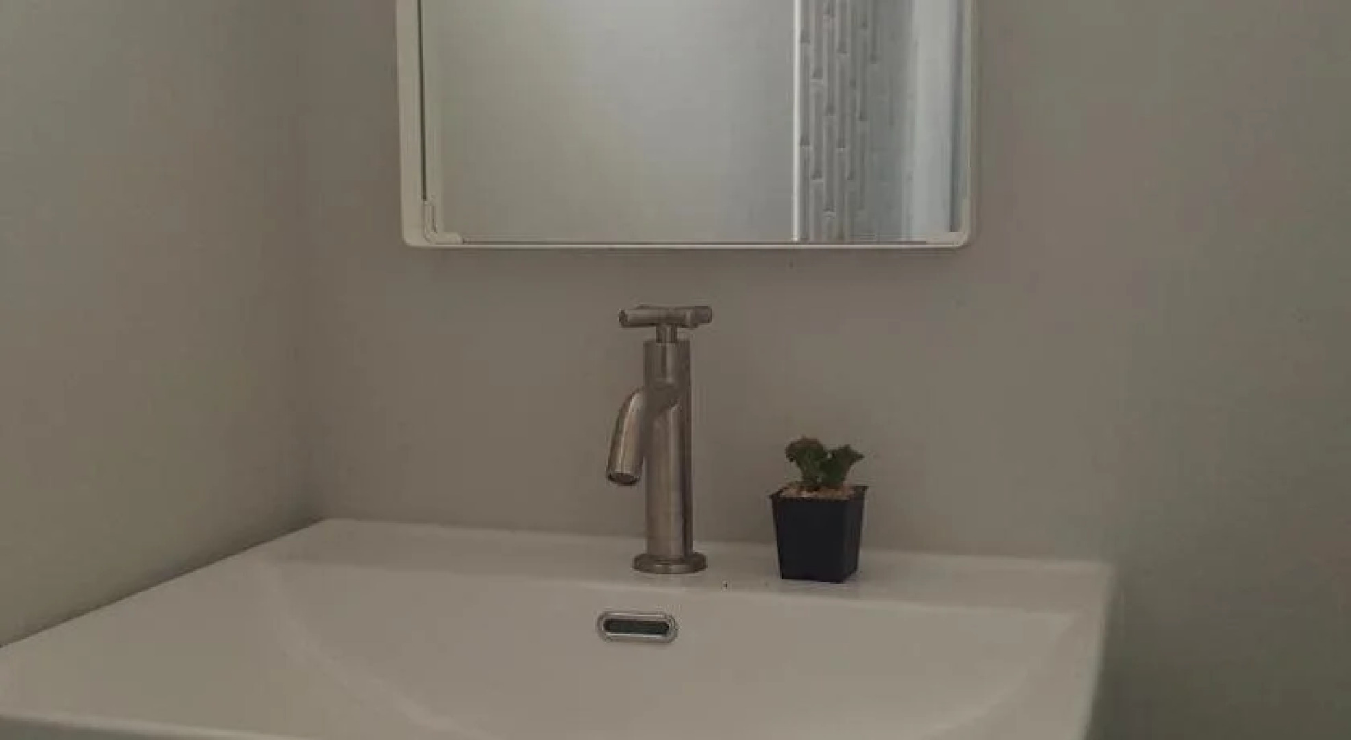 Saya Loft Hostel Lopburi