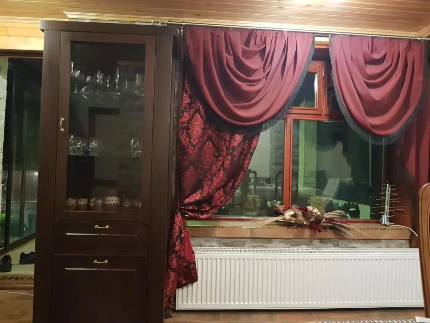 Вила Поликсения Петиня