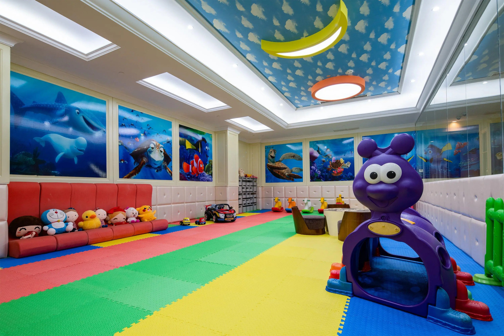 Отель Crowne Plaza Resort Sanya Bay