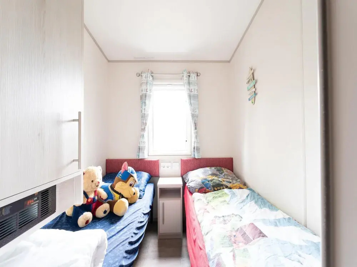 Chalet in Renesse Near Sandy Beaches