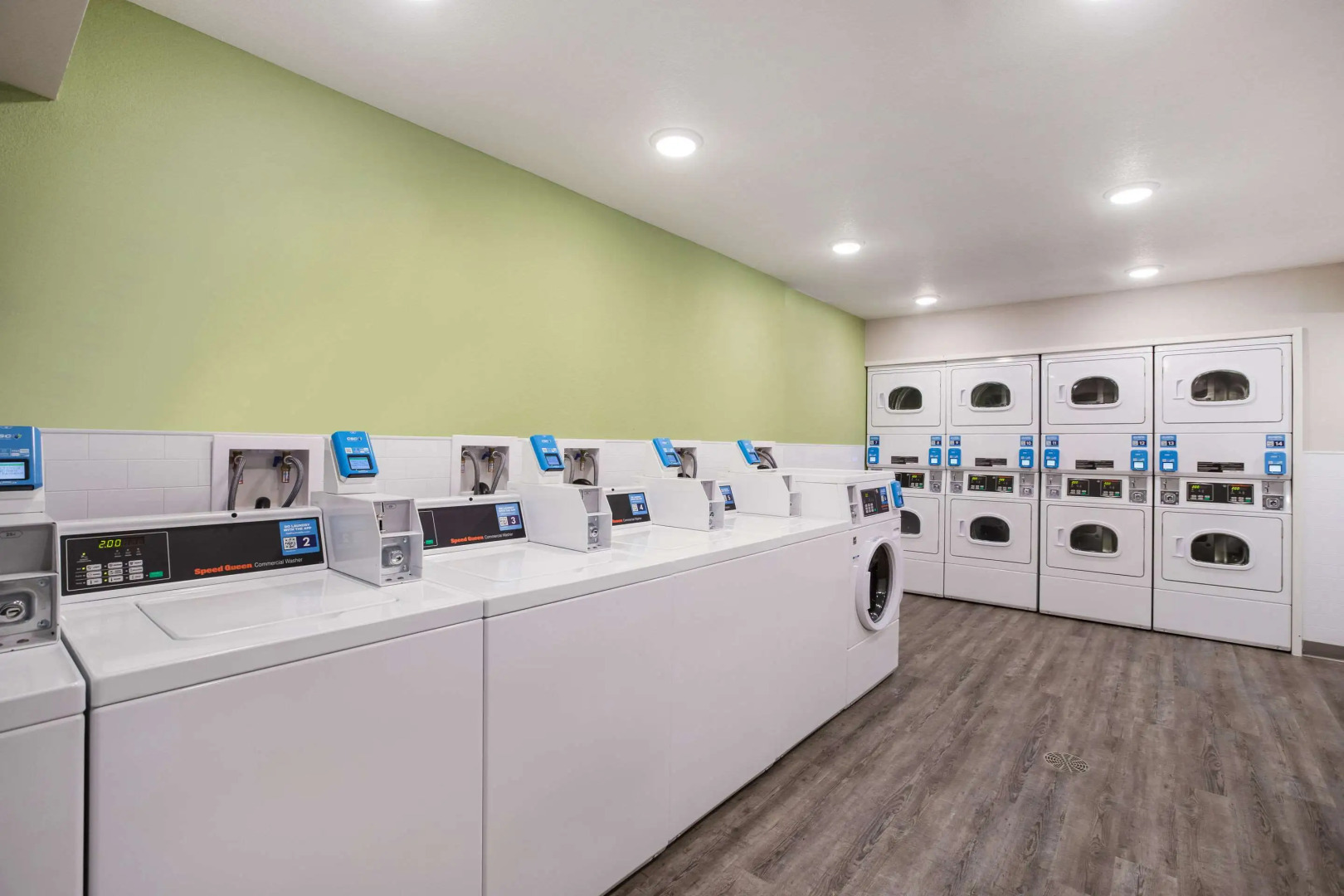 WoodSpring Suites Detroit Madison Heights