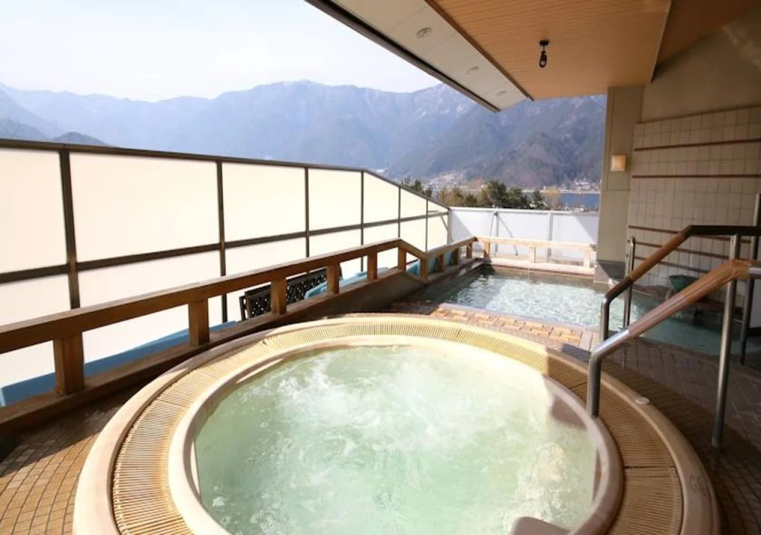 Lakeland Hotel Mizunosato
