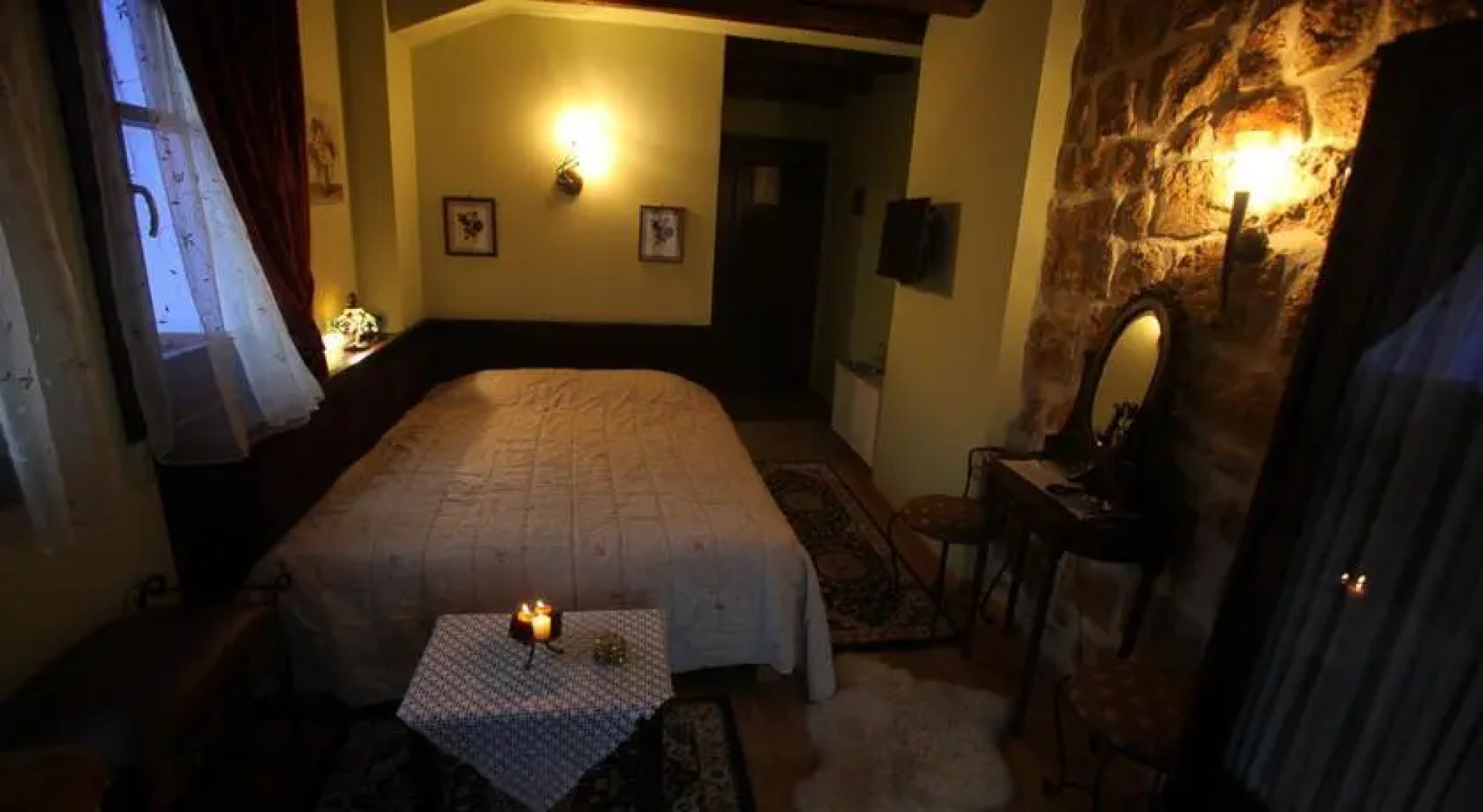 Amadrias Luxury Mansion - SPA