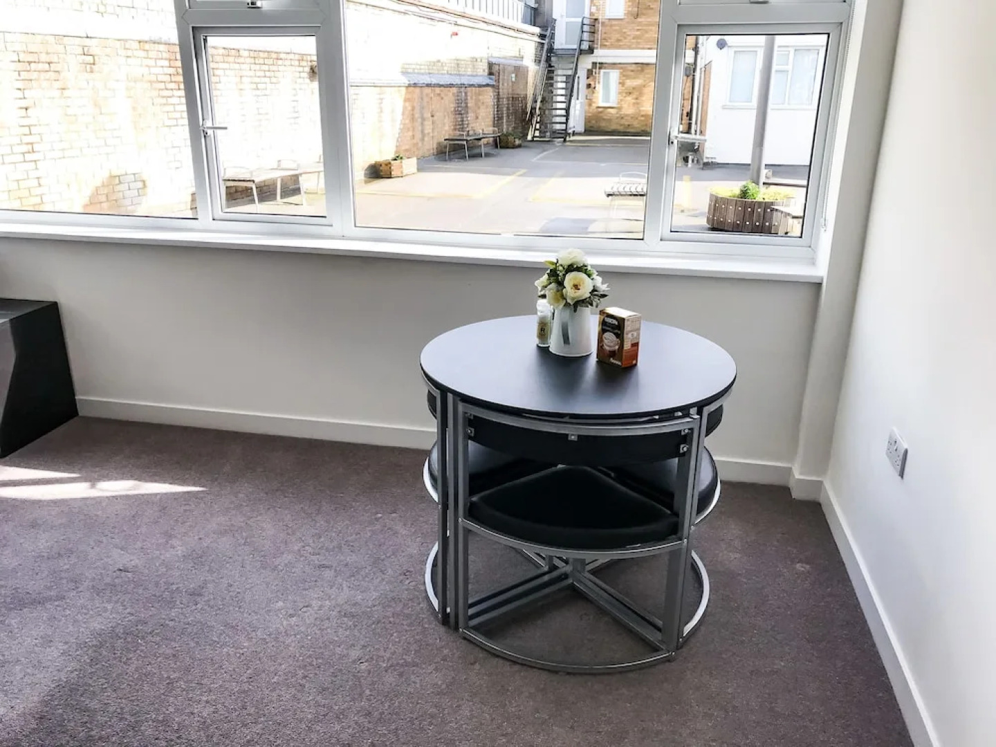 Entire 2 Bedroom Flat Next to Kings College