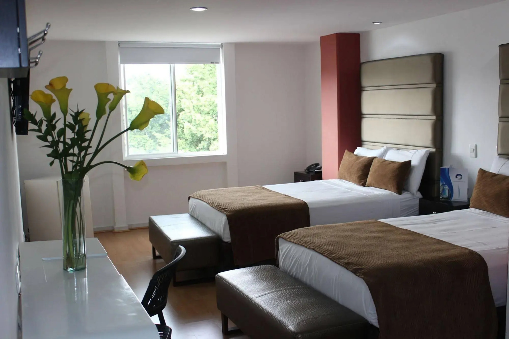 Hotel Metropolis Plaza