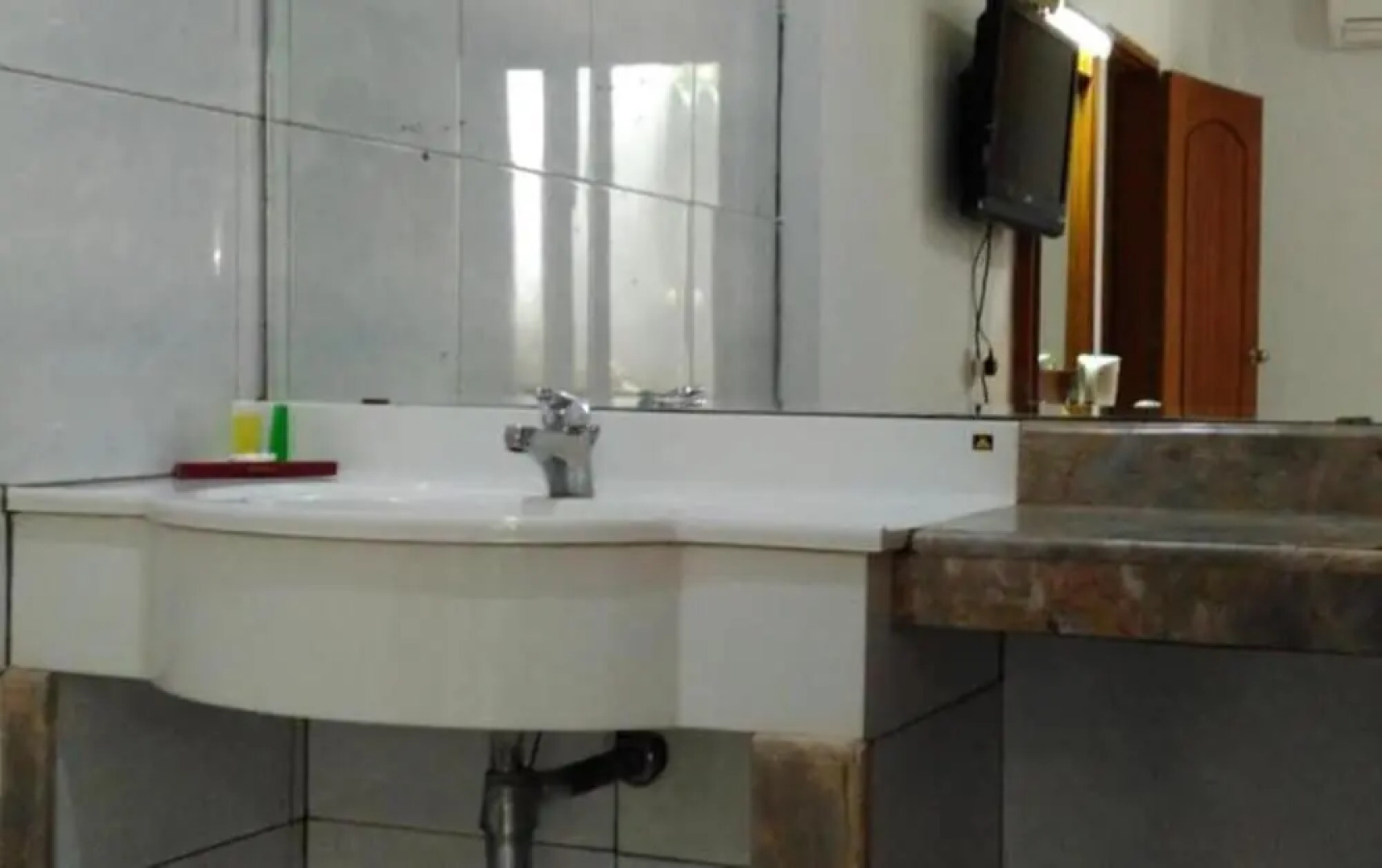 Athaya Hotel Kendari by Amazing