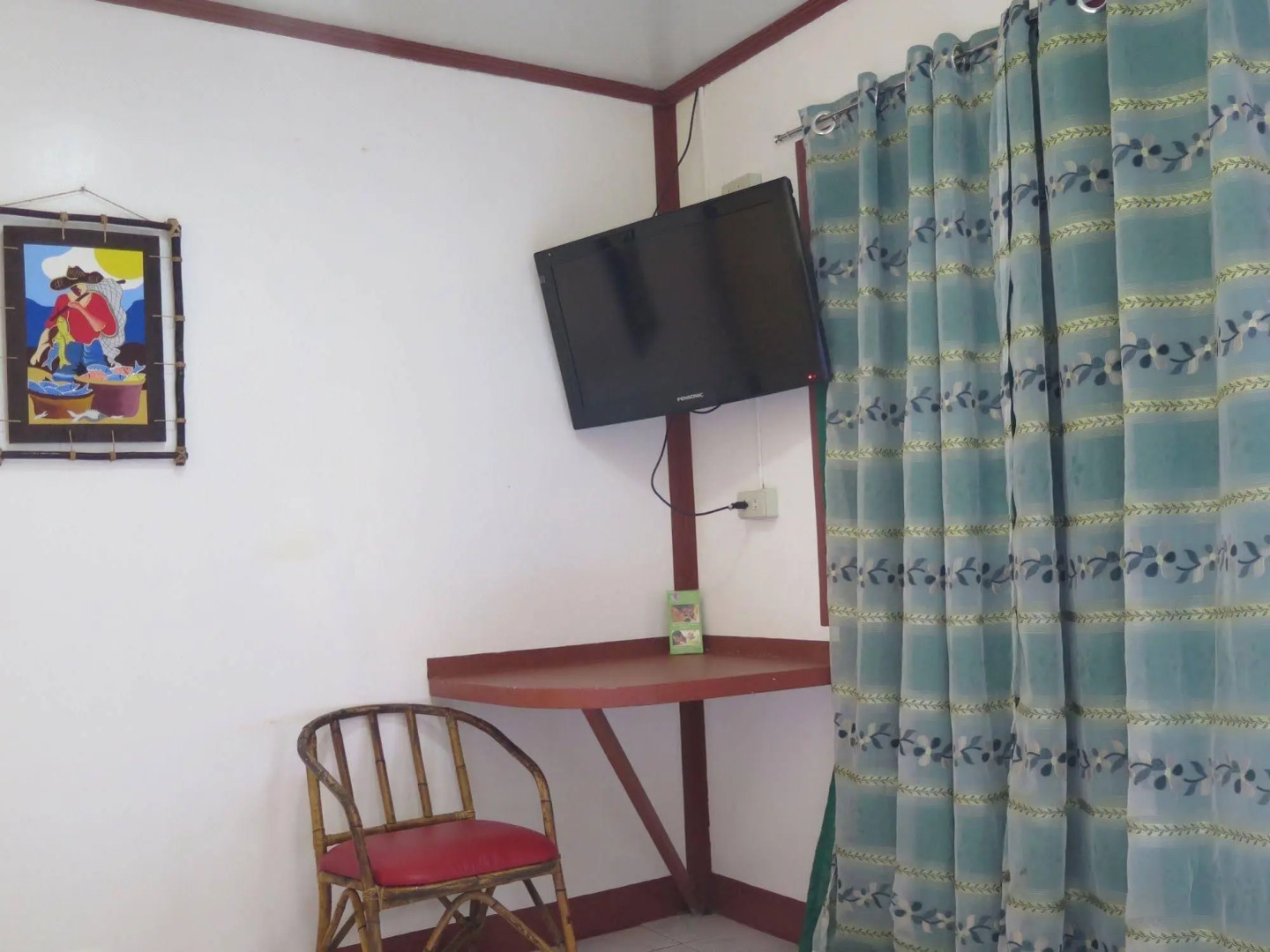 BADLADZ Beach and Dive Resort