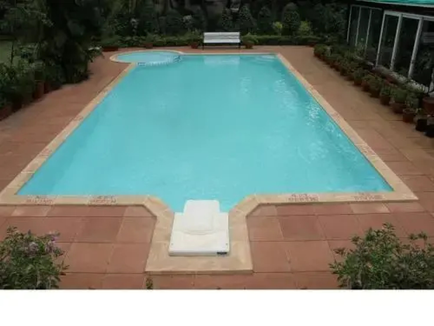 Krisna All Suite Stay